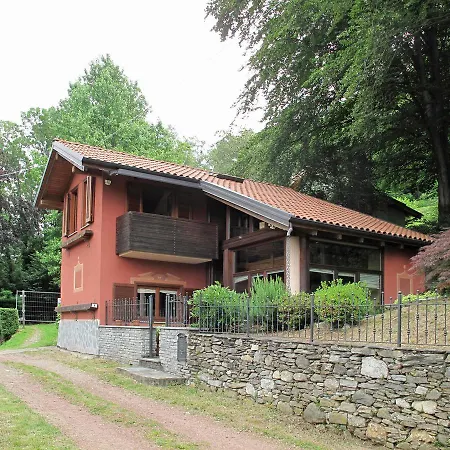 Casa Nel Verde 260s Holiday home Agrano